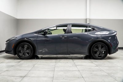2025 Toyota Prius LE