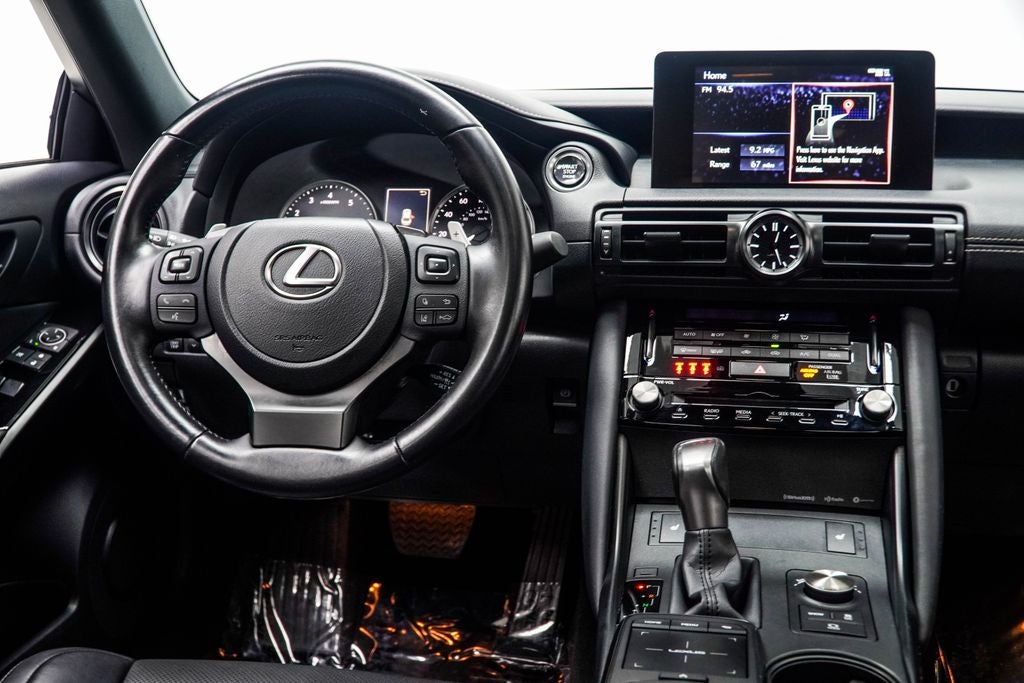 2024 Lexus IS 350 F SPORT Design