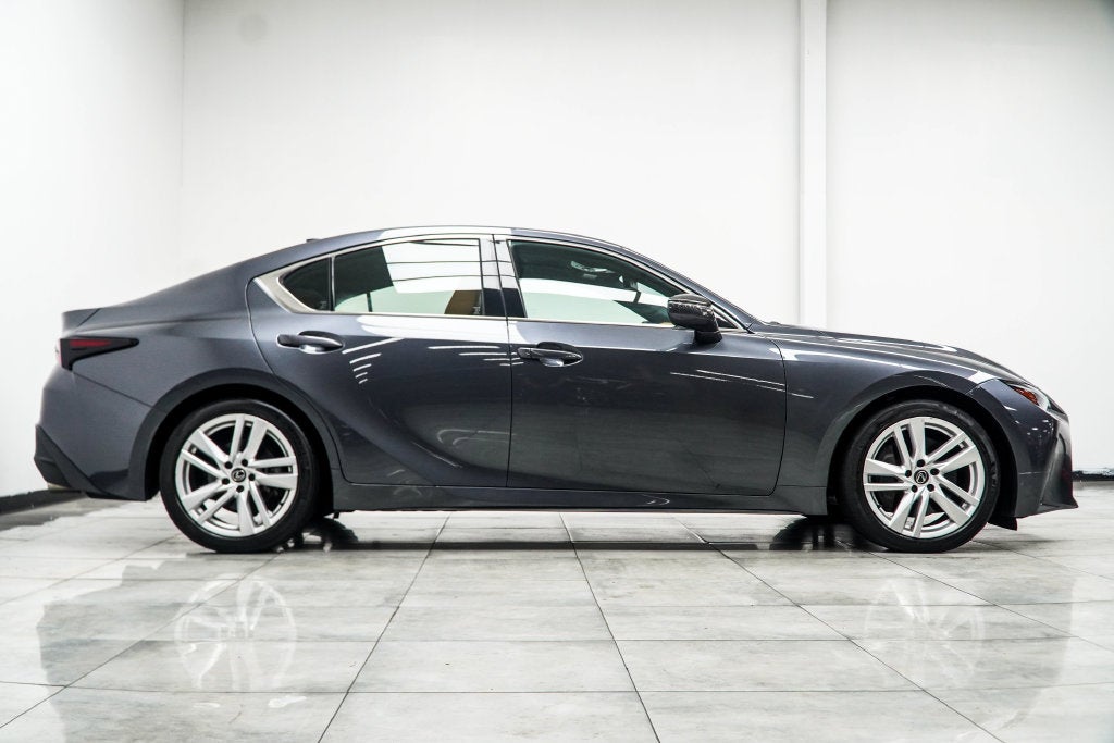 2024 Lexus IS 300