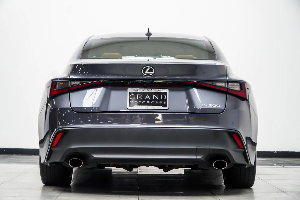 2024 Lexus IS 300