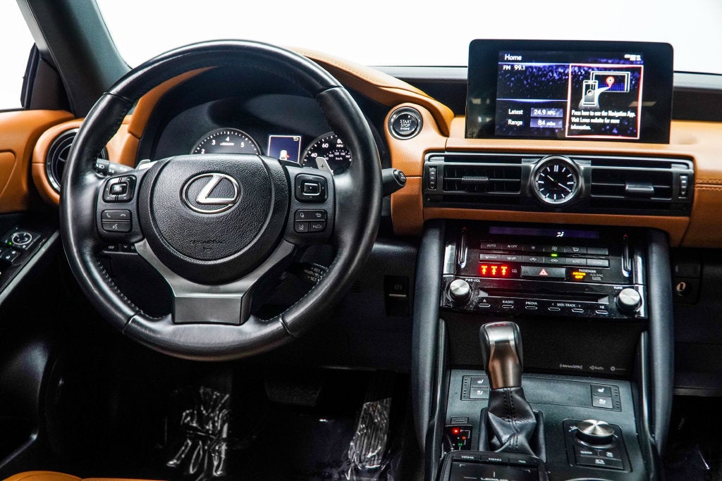 2024 Lexus IS 300