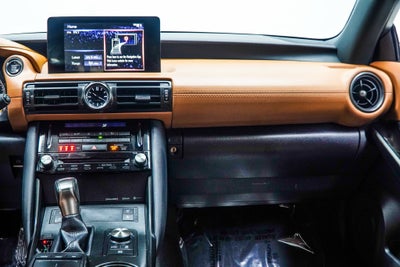 2024 Lexus IS 300