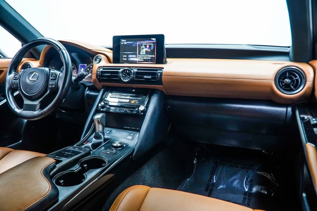 2024 Lexus IS 300