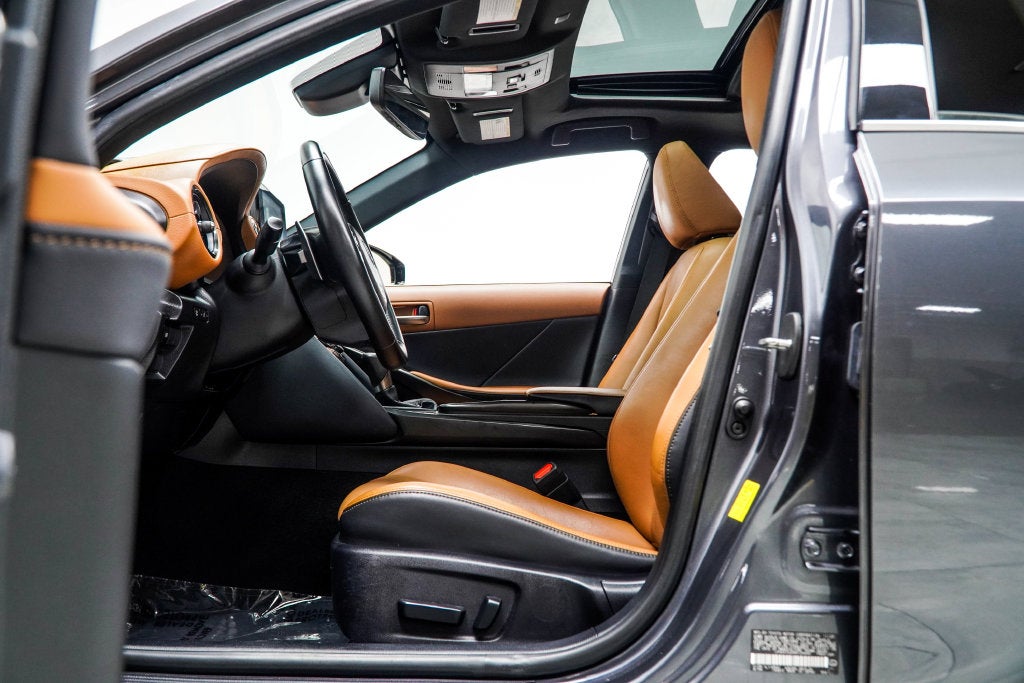 2024 Lexus IS 300