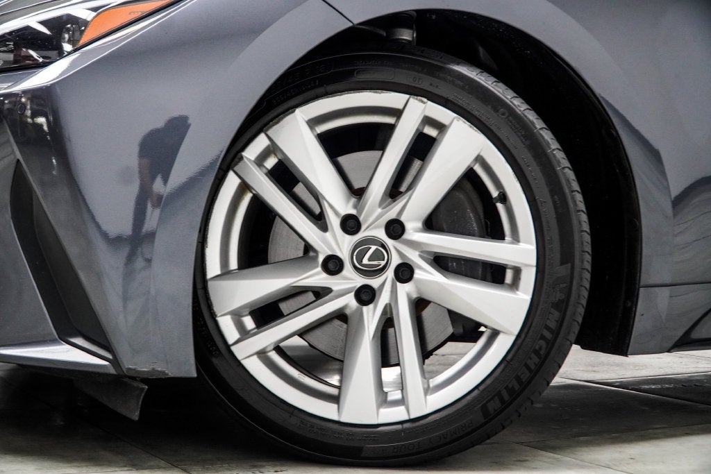 2024 Lexus IS 300