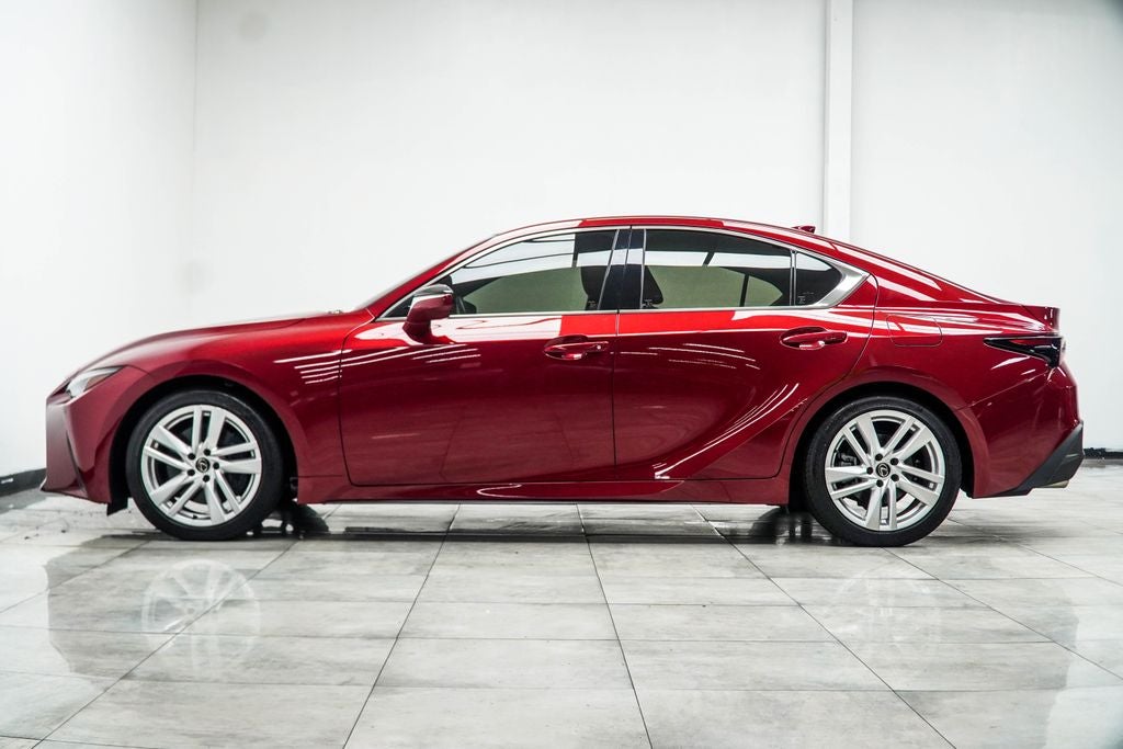 2023 Lexus IS 300