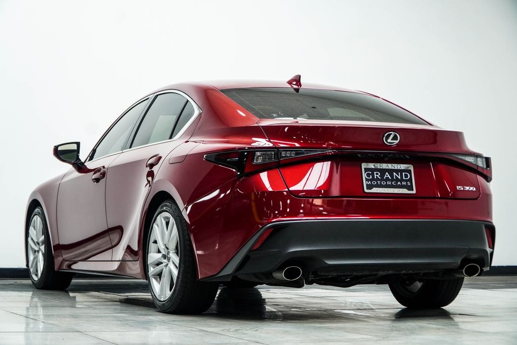 2023 Lexus IS 300