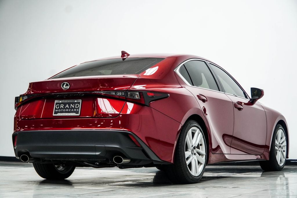 2023 Lexus IS 300