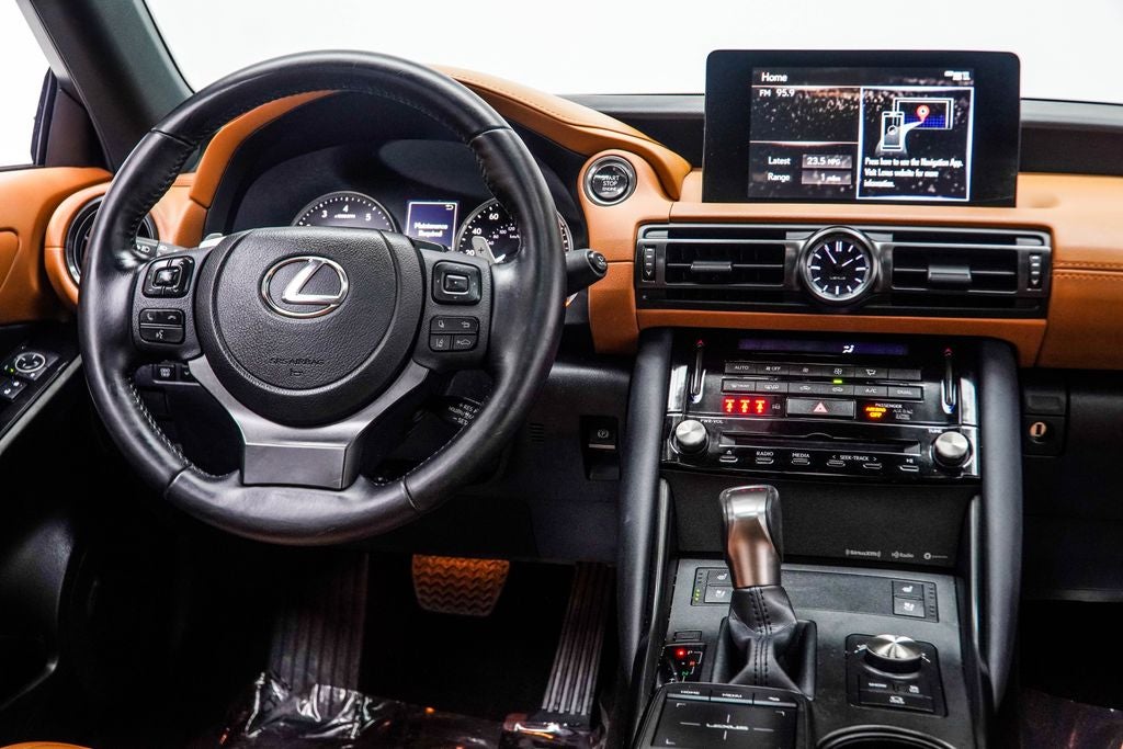 2023 Lexus IS 300