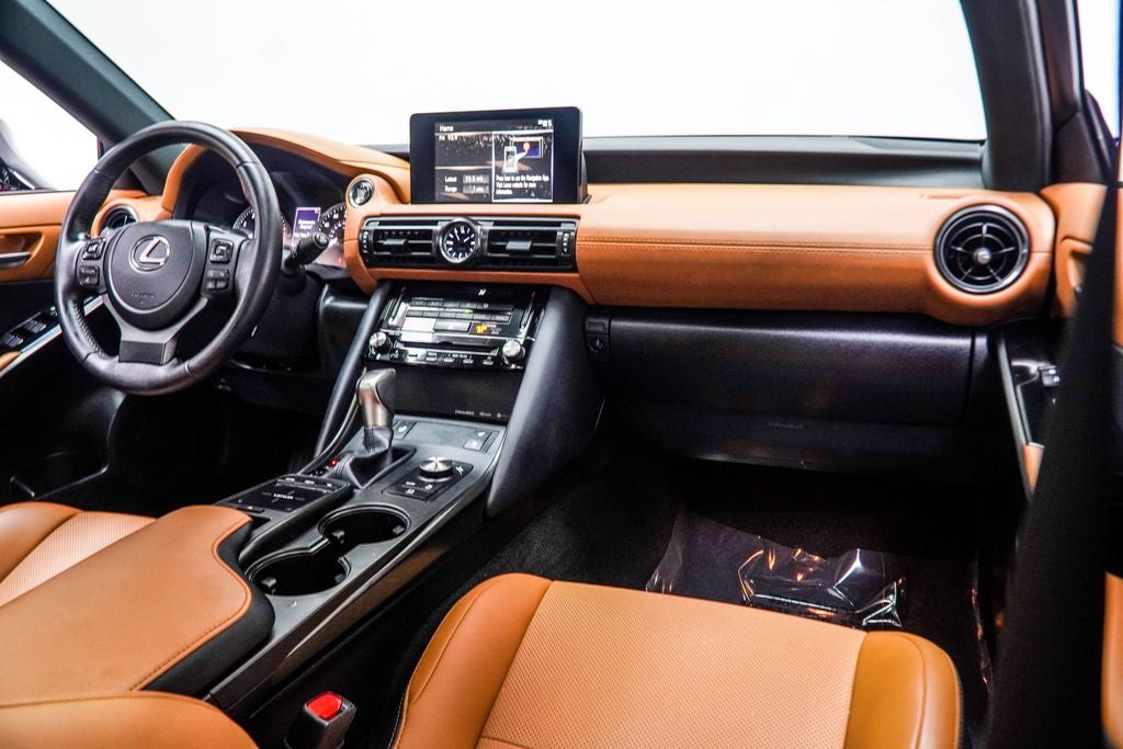 2023 Lexus IS 300