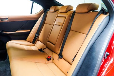 2023 Lexus IS 300