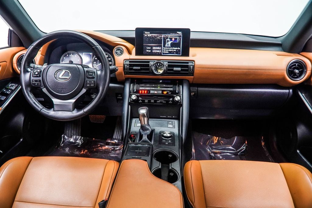 2023 Lexus IS 300