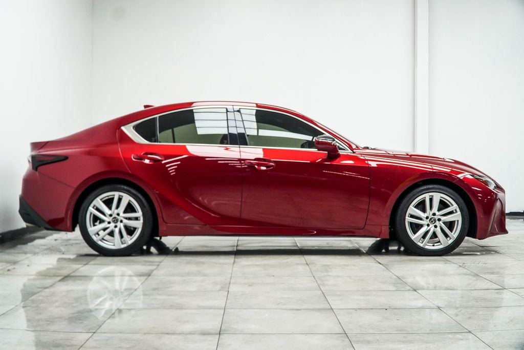 2023 Lexus IS 300