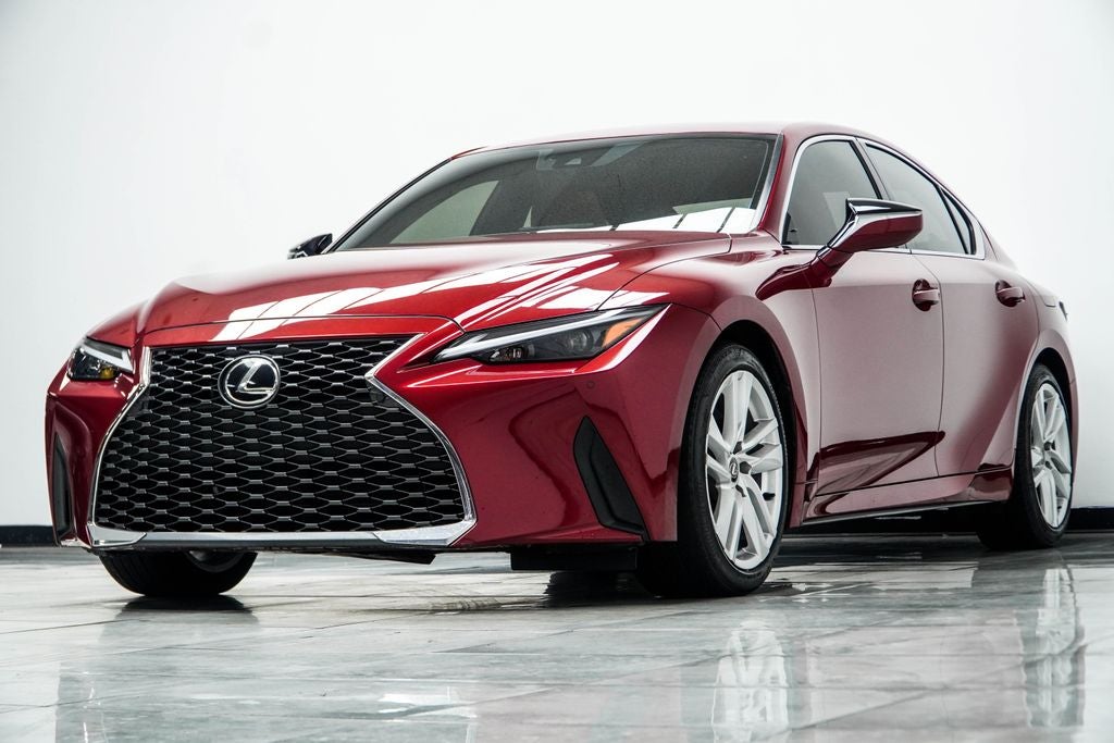 2023 Lexus IS 300