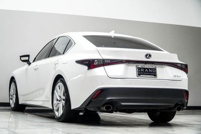 2023 Lexus IS 300