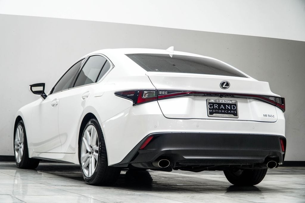 2023 Lexus IS 300