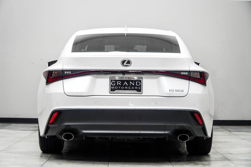 2023 Lexus IS 300