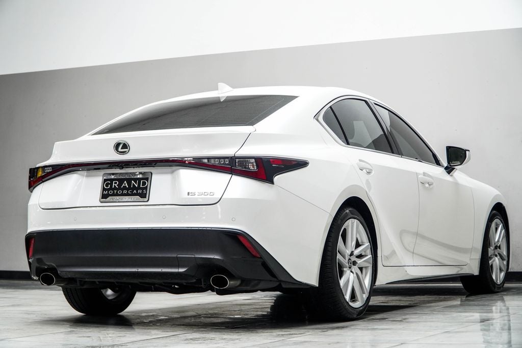 2023 Lexus IS 300