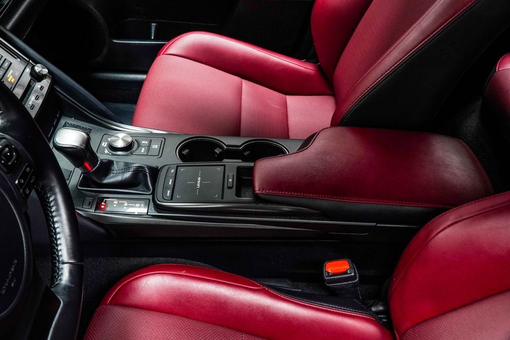 2023 Lexus IS 300