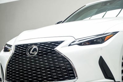 2023 Lexus IS 300