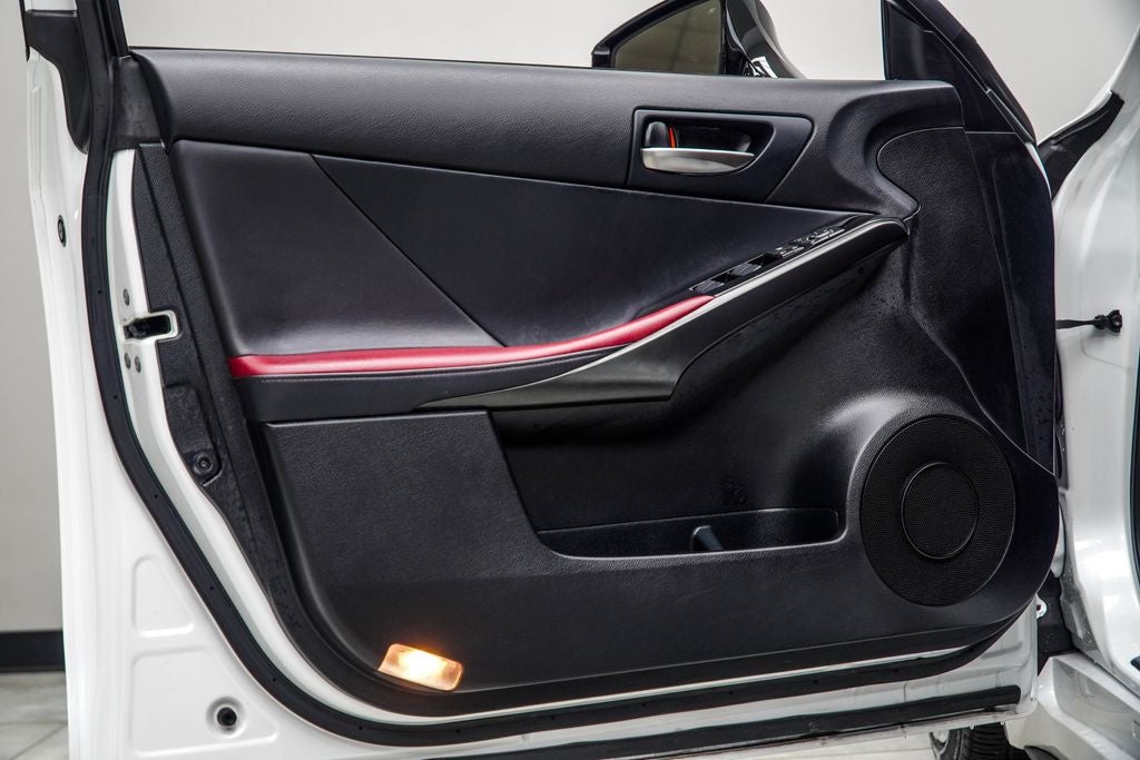 2023 Lexus IS 300