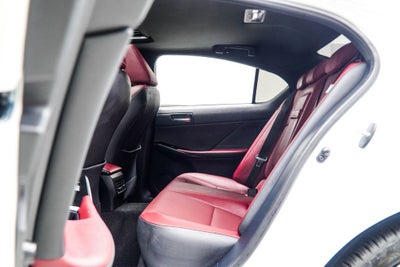 2023 Lexus IS 300