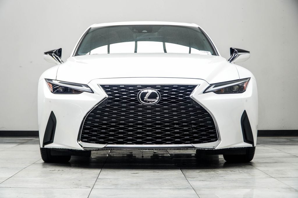 2023 Lexus IS 300
