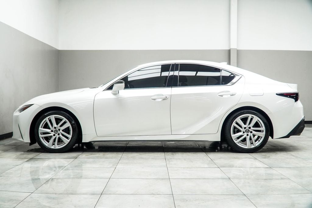 2023 Lexus IS 300