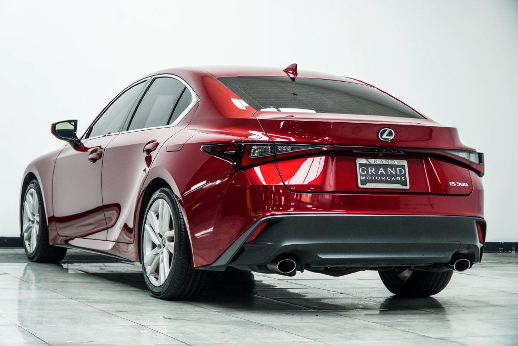 2024 Lexus IS 300