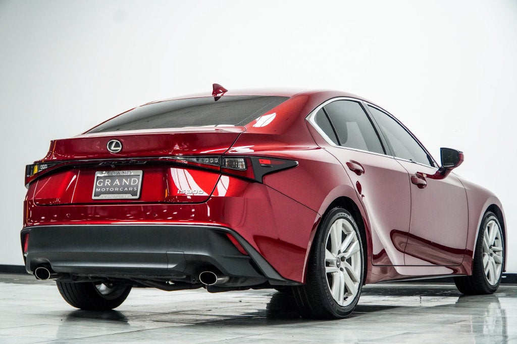 2024 Lexus IS 300