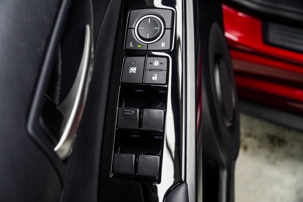 2024 Lexus IS 300