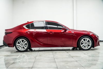 2024 Lexus IS 300