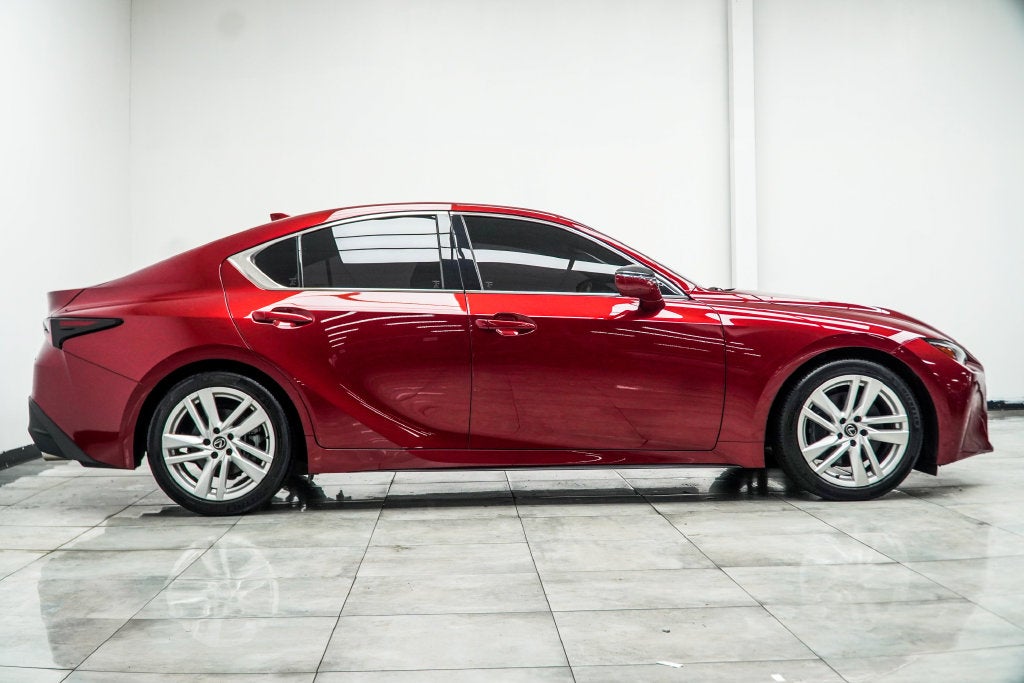 2024 Lexus IS 300