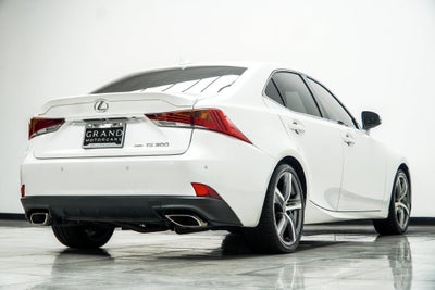 2020 Lexus IS 300