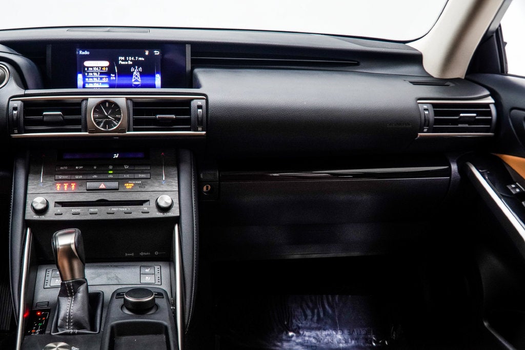 2020 Lexus IS 300