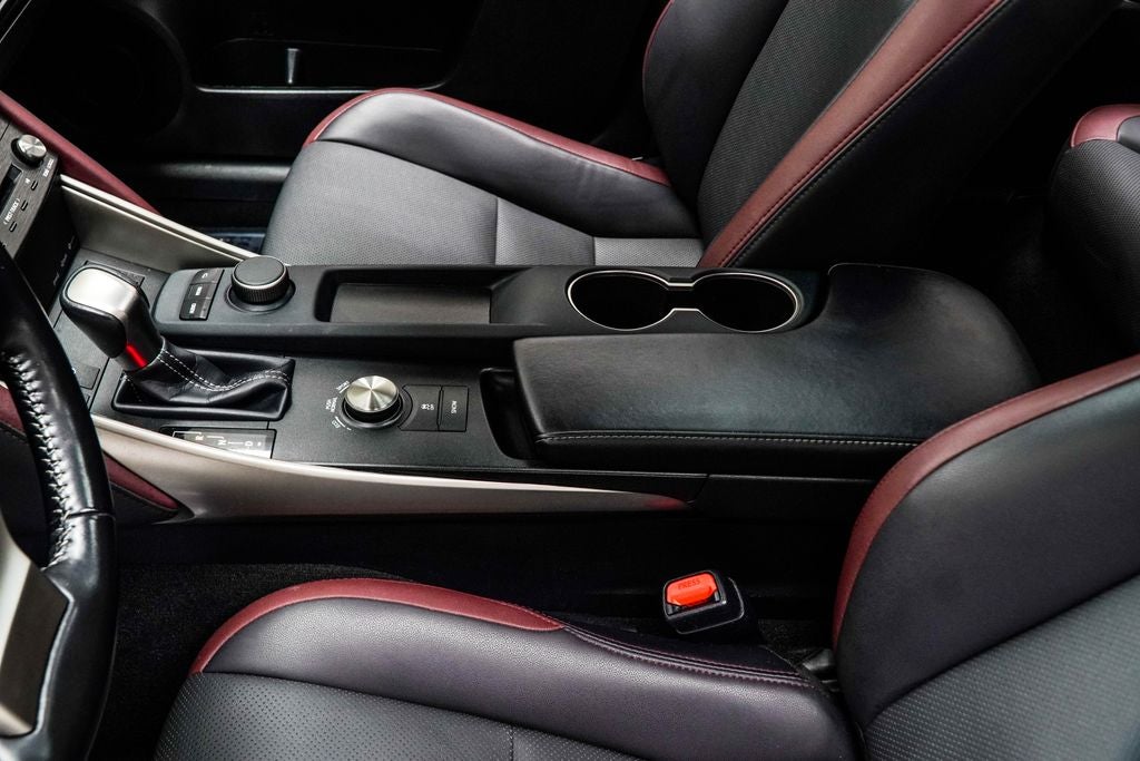 2020 Lexus IS 300