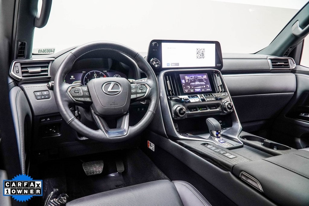 2025 Lexus LX 700h Overtrail