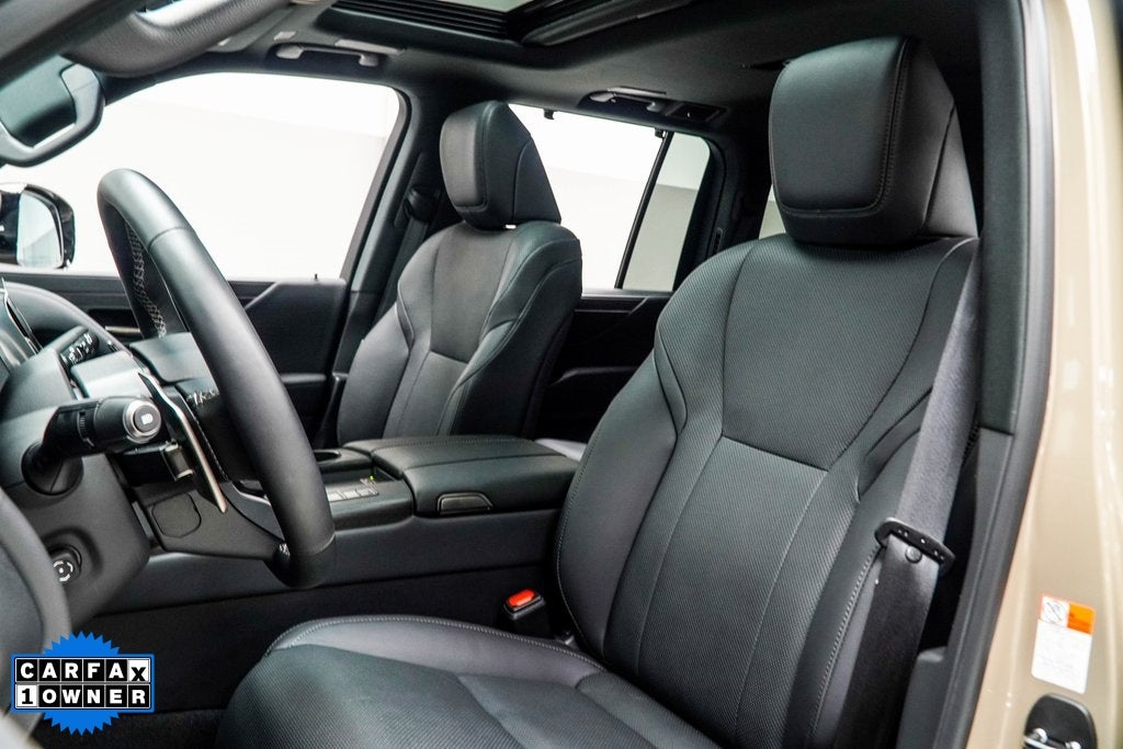 2025 Lexus LX 700h Overtrail