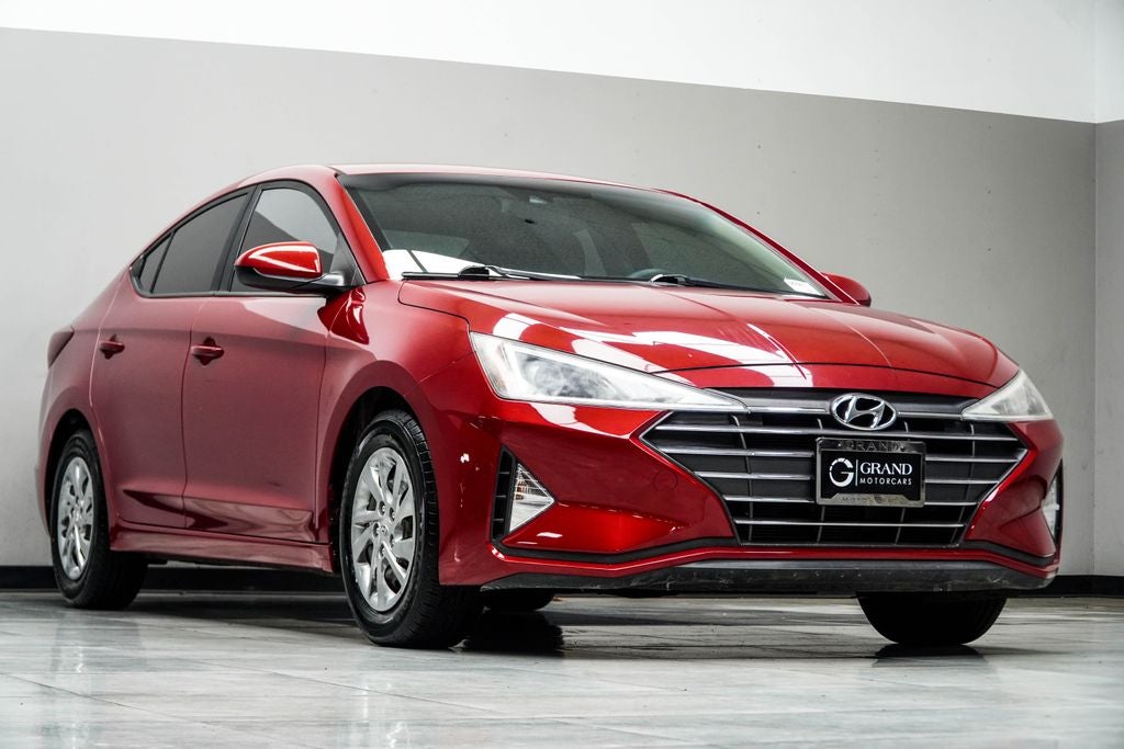 2020 Hyundai Elantra SE