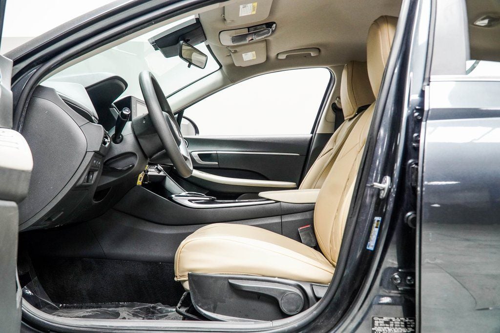 2023 Hyundai Sonata SE