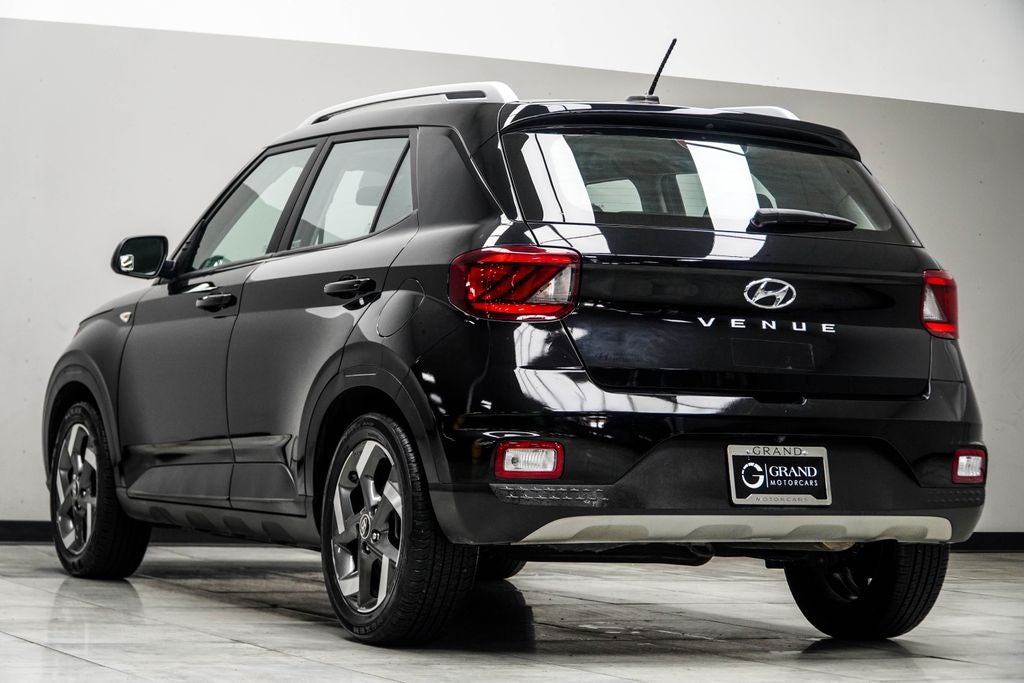 2023 Hyundai Venue SEL