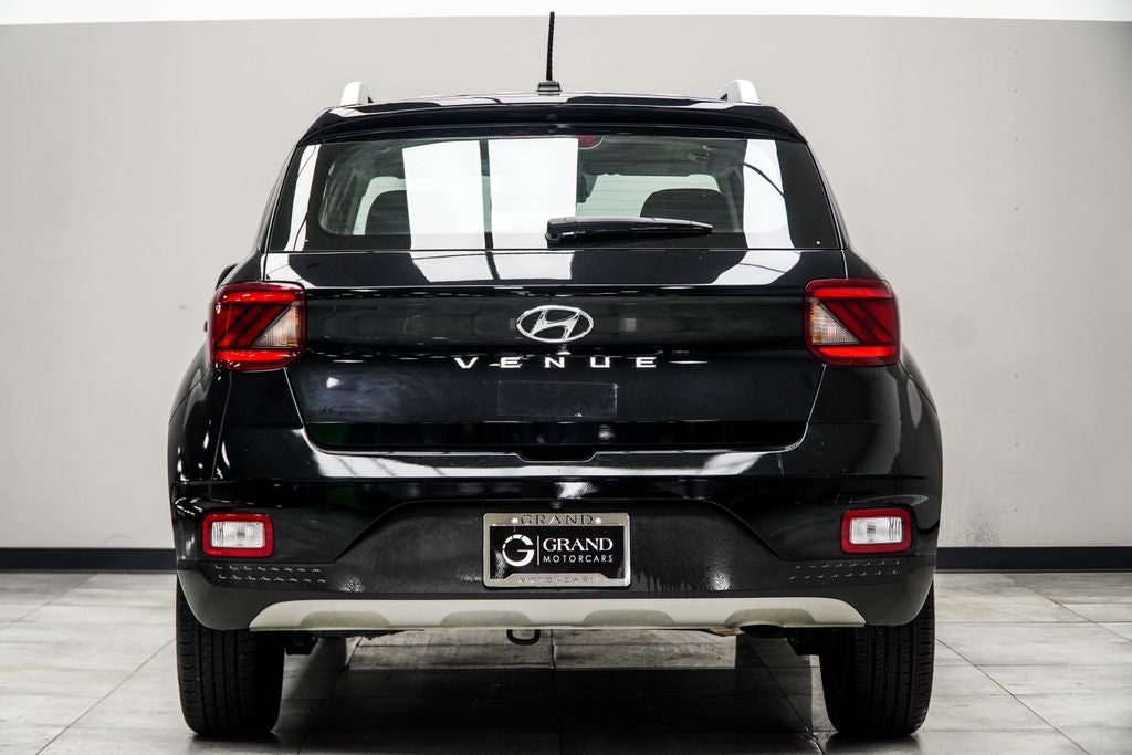 2023 Hyundai Venue SEL