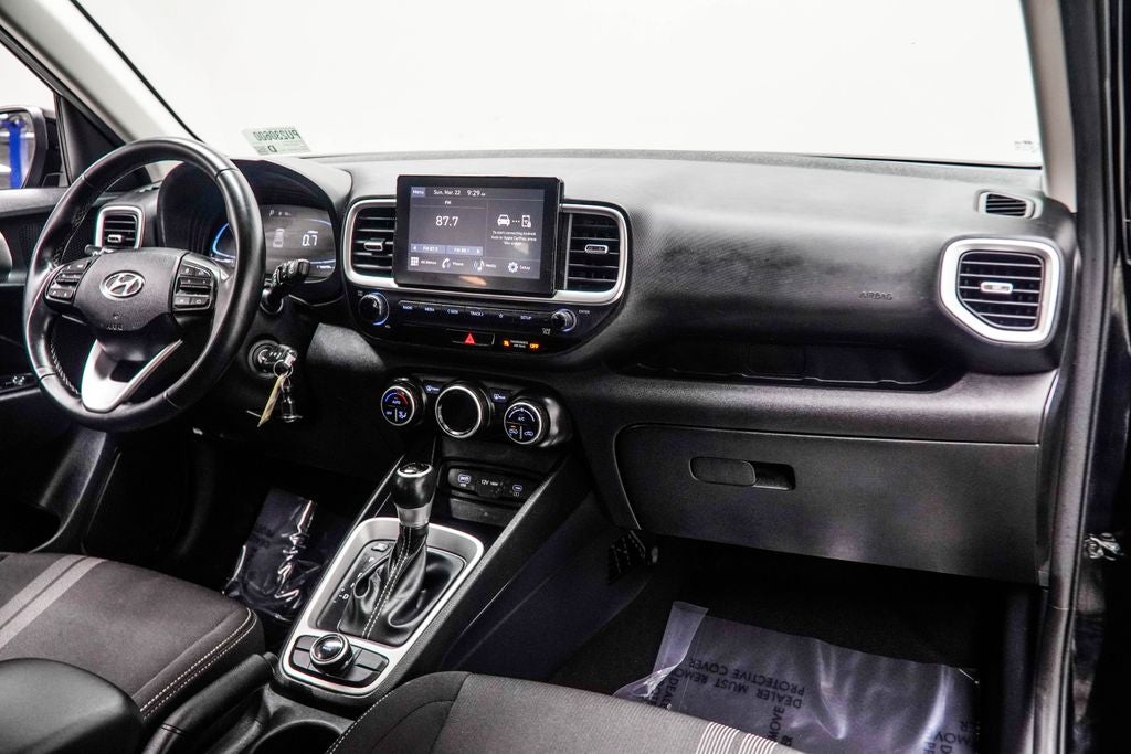 2023 Hyundai Venue SEL