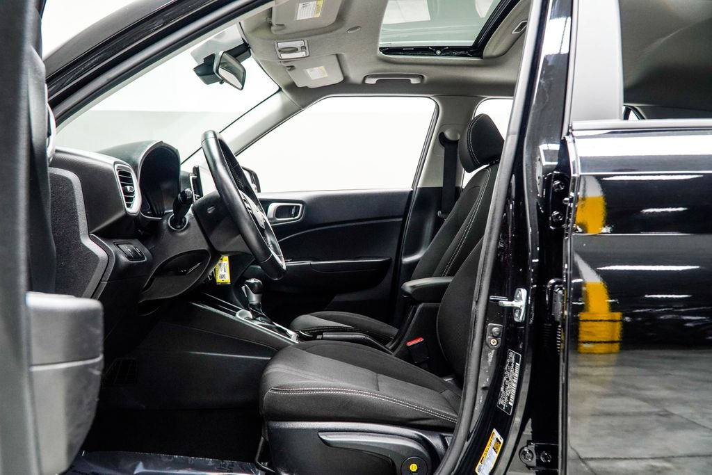 2023 Hyundai Venue SEL