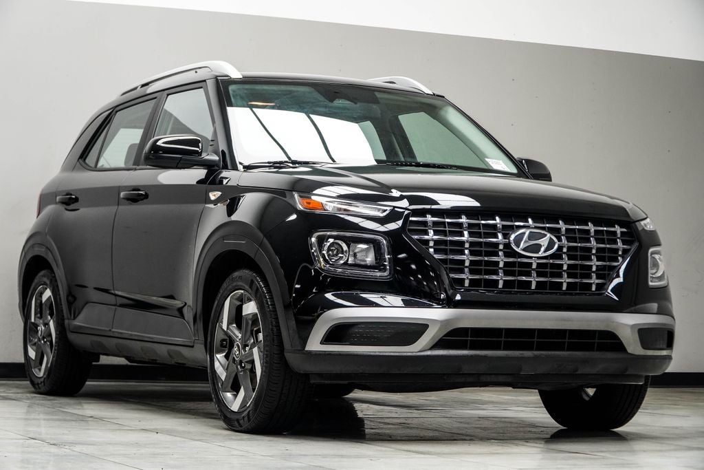 2023 Hyundai Venue SEL