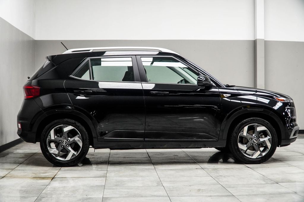 2023 Hyundai Venue SEL