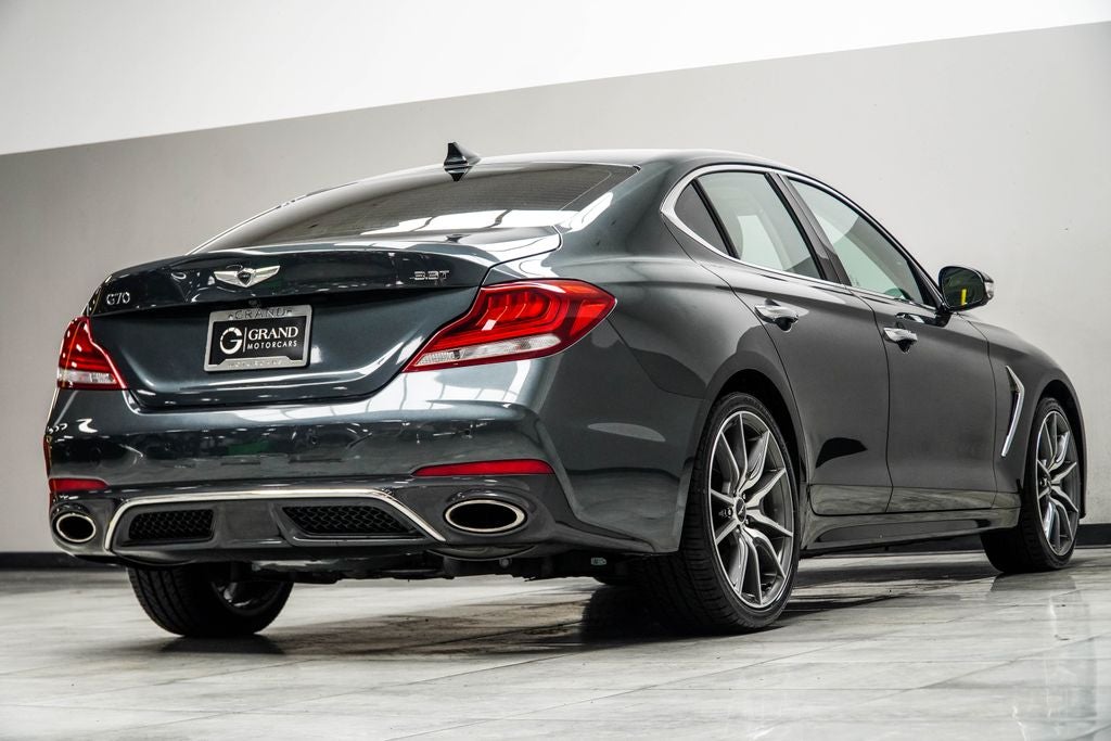 2019 Genesis G70 3.3T Design