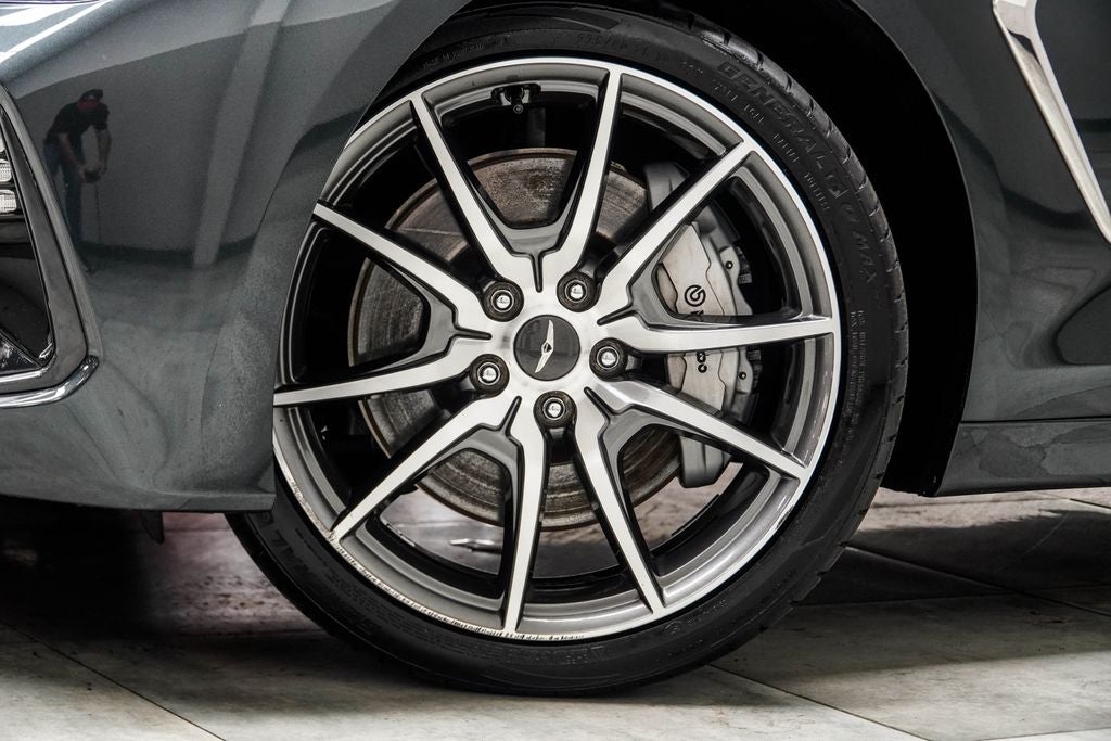 2019 Genesis G70 3.3T Design