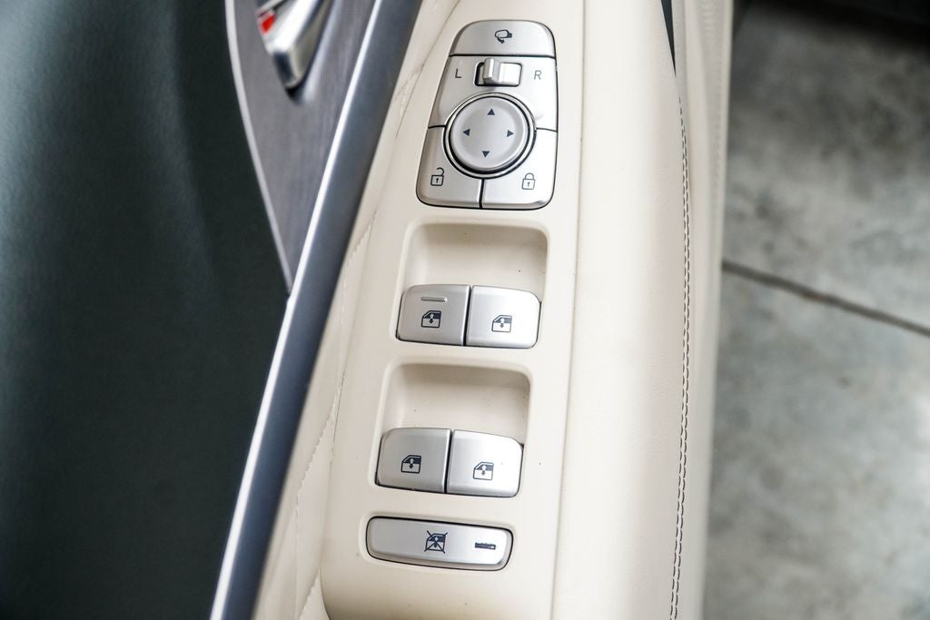 2019 Genesis G70 3.3T Design