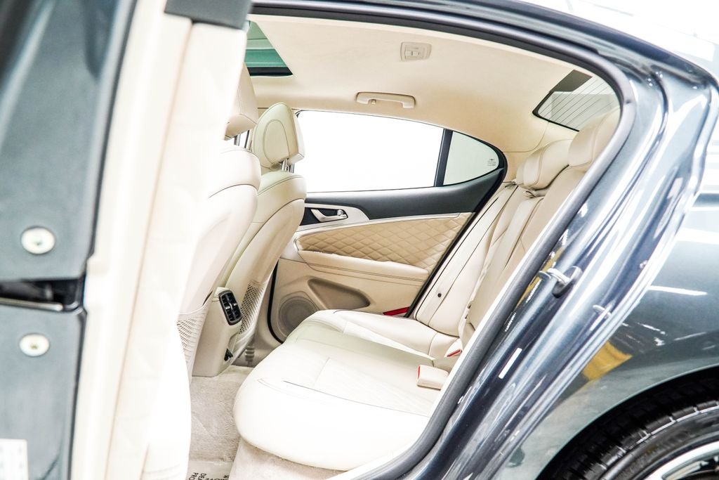 2019 Genesis G70 3.3T Design